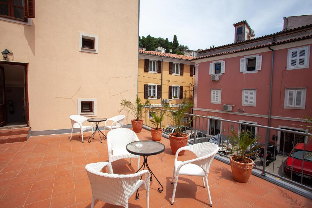 Arcobaleno Apartments Piran Exterior photo