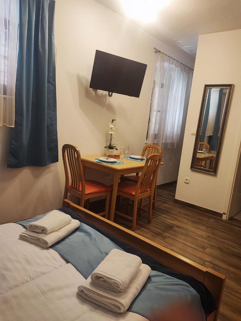 Arcobaleno Apartments Piran Exterior photo